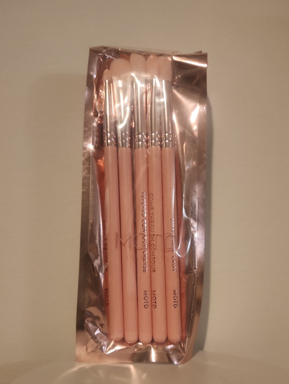 Blush Pink Eye Brush Set for Precision Makeup